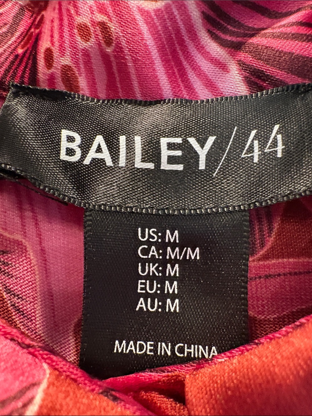 Bailey 44 Red Button Down Shirt with Pink Floral Print size Medium - Picture 2 of 6